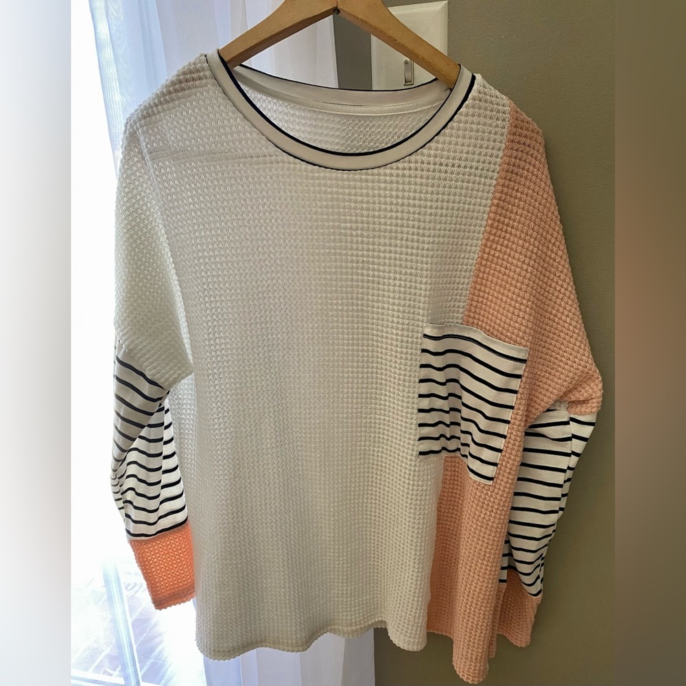 Womens top, pink, white, striped, size 2x like new shirt/blouse